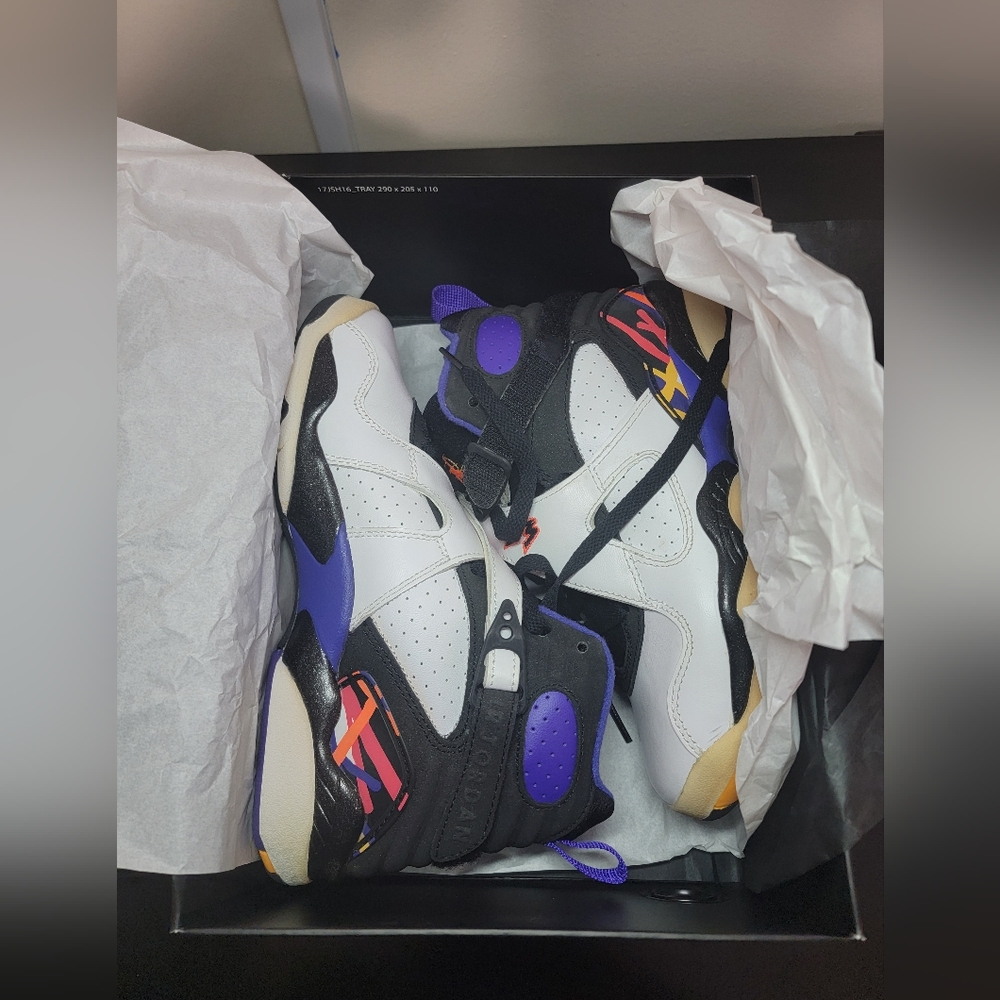 Nike Air Jordan 8 Retro Sneakers  White Black Purple Size 5.5Y. (Pre-owned)